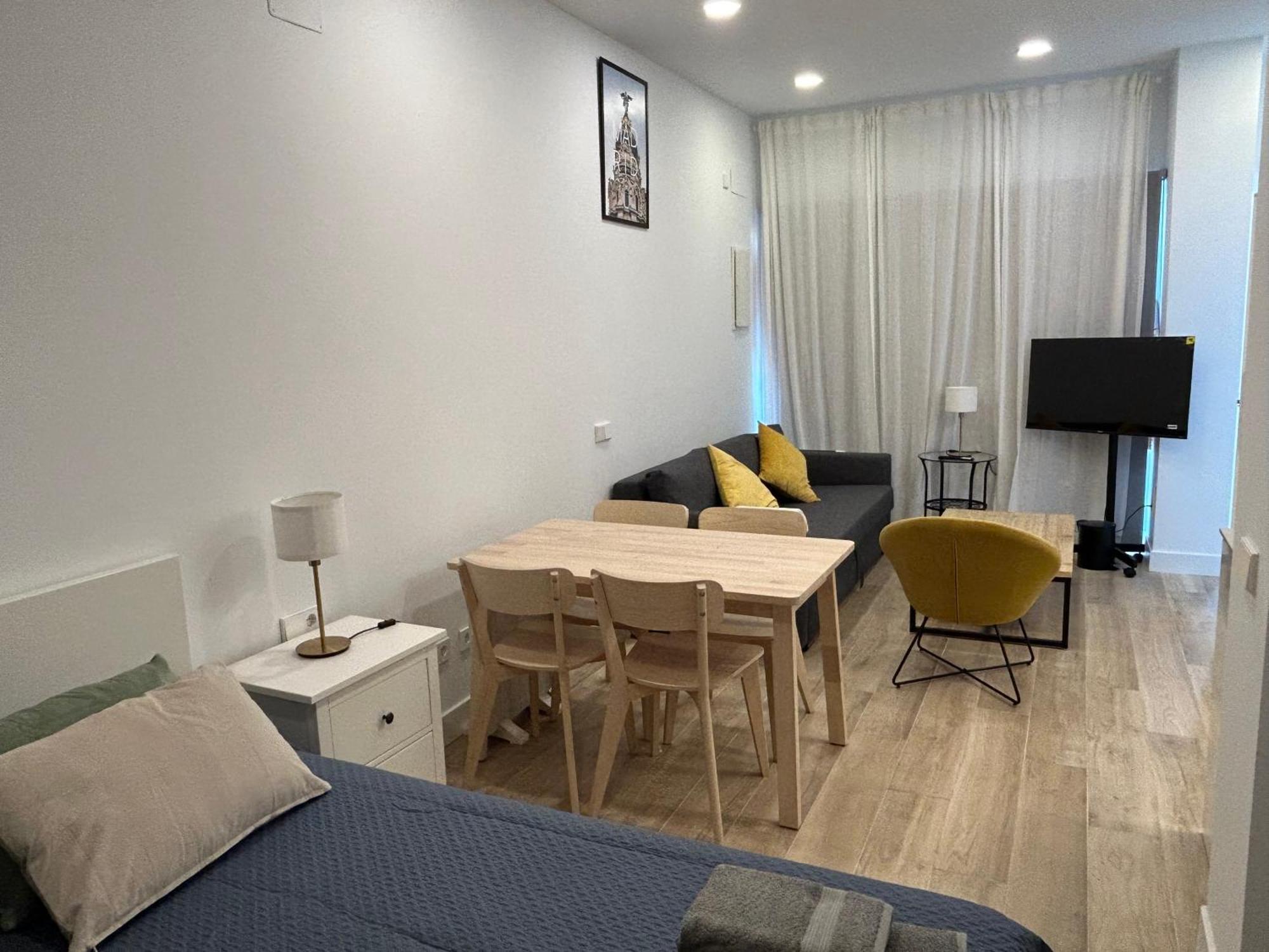 Azca-Bernabeu Apartments Madrid Szoba fotó